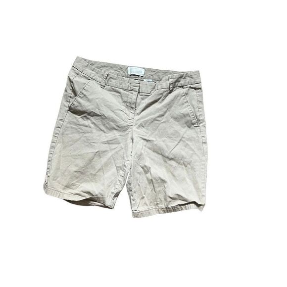 J crew beige tan khaki chino bermudas size 4 98% cotton - Picture 1 of 3